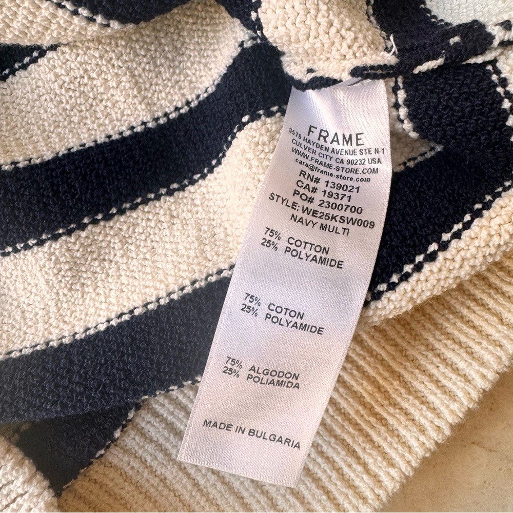 Frame The Harbor Vest Stripped Sleeveless Knit Top - Navy and Cream size XS - Picture 8 of 14